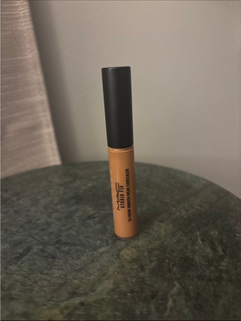 MAC Studio Fix 24-Hour Smooth Wear Concealer 

Shade “NW40”